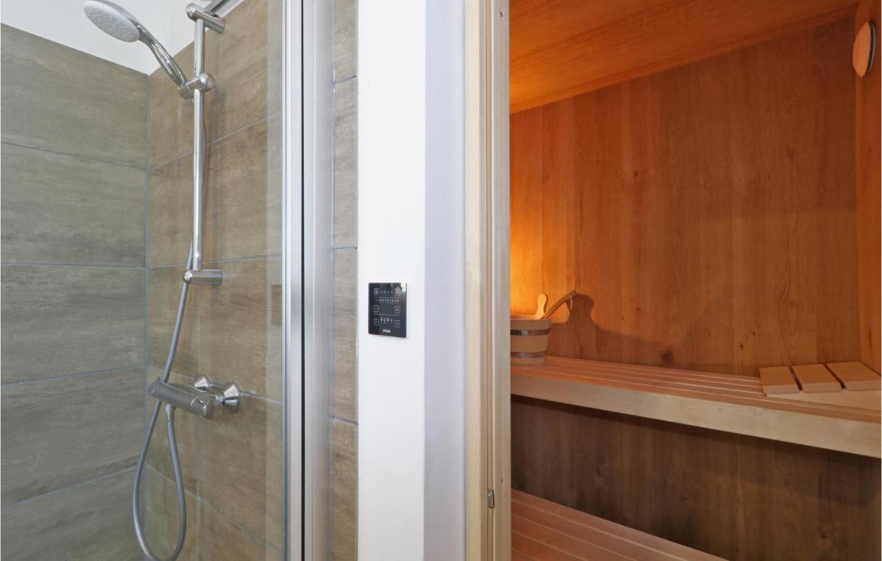 Nice Home In Lembruch-Duemmer See With Sauna Luaran gambar